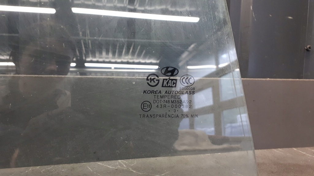 αριστερό γυαλί πίσω Hyundai Terracan 03R Product image