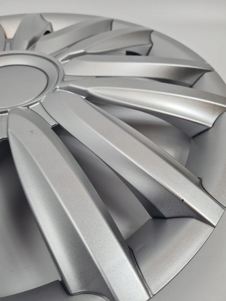 16 -inch Car Hubcaps σε σετ Intenso 4 τεμαχίων Product image