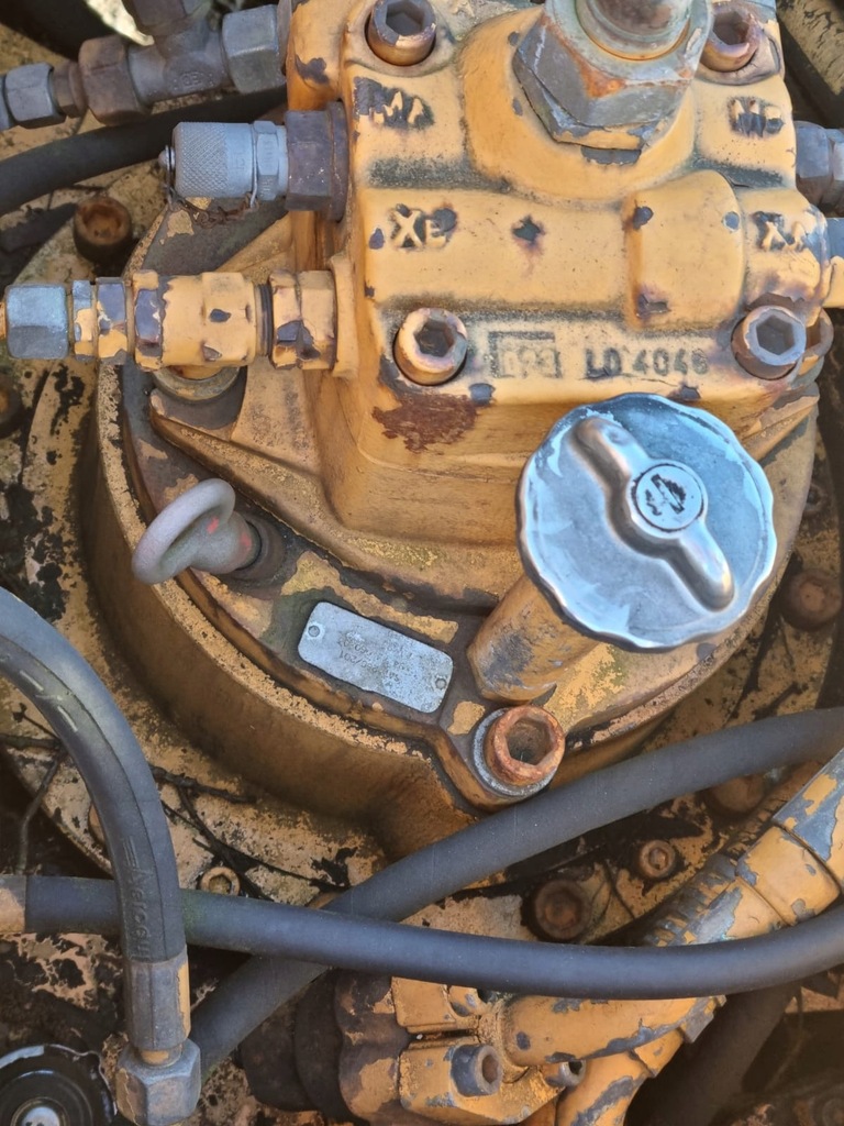 Τροχοφόρος εκσκαφέας LIEBHERR 922 Litronic για ανταλλακτικά Product image