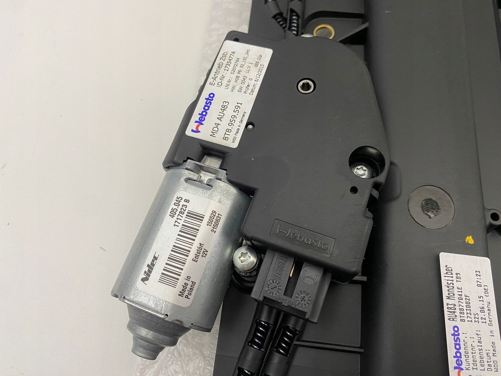 ΚΙΝΗΤΗΡΑΣ AUDI A5 8T SUN ROOF ROLER BEND 8T8877041E Product image
