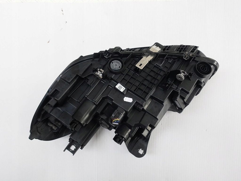 BMW 1 F40 ΚΑΝΟΝΙΚΗ ΛΑΜΠΑ LED H7 L Ή R EUROPE Product image