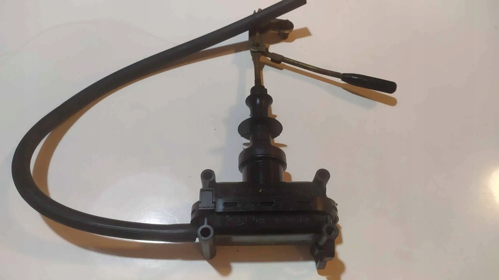 Ενεργοποιητής κεντρικού κλειδώματος Mercedes-Benz W124 Hella Product image