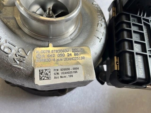 Mercedes 350 CDI V6 A6420902486 826830 Turbo ΟΚ Product image