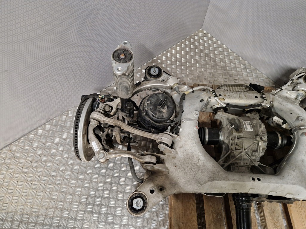 ΠΙΣΩ ΑΝΑΡΤΗΣΗ ΠΑΓΚΟΣ ΑΞΟΝΑΣ SLEDGE BOARD RANGE ROVER SPORT III 3 L461 2022- Product image