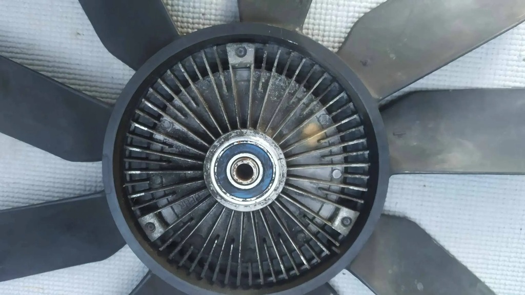 Mercedes-Benz E W124 1988 ανεμόμυλος βισκόζης Behr Hella Product image
