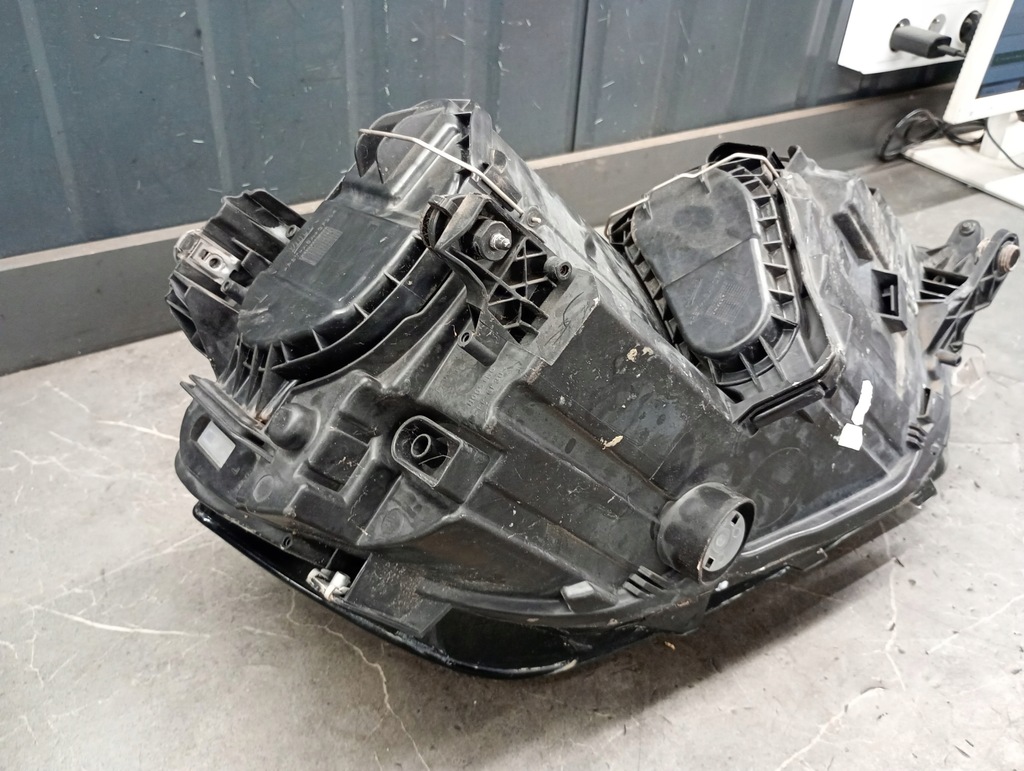 517941005B Αριστερά προβολέας VW Golf VII Product image