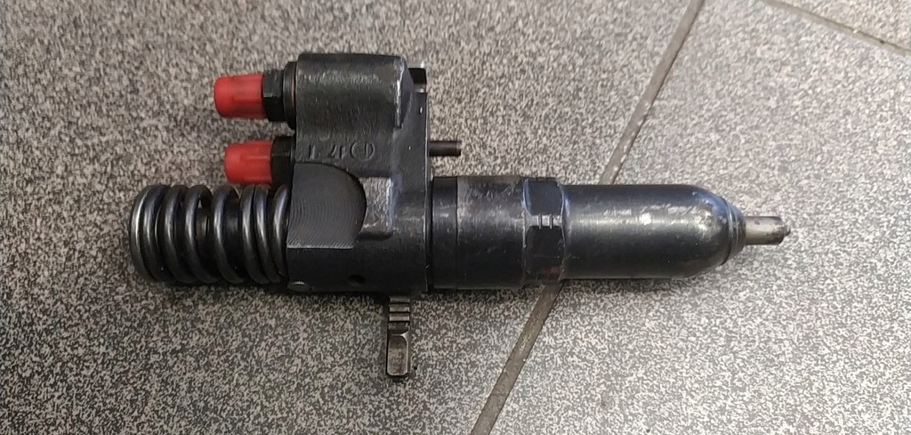 DIESEL ENGINE 71 INJECTOR 5228770 N70 Product image