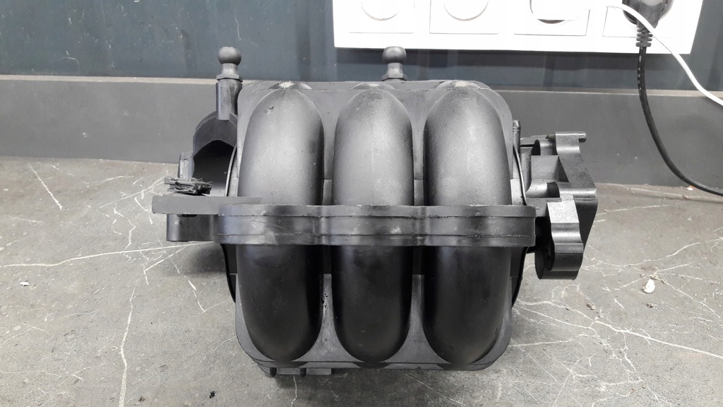 mn143824 πολλαπλή εισαγωγής mitsubishi colt VI 1.1 B 12V Product image