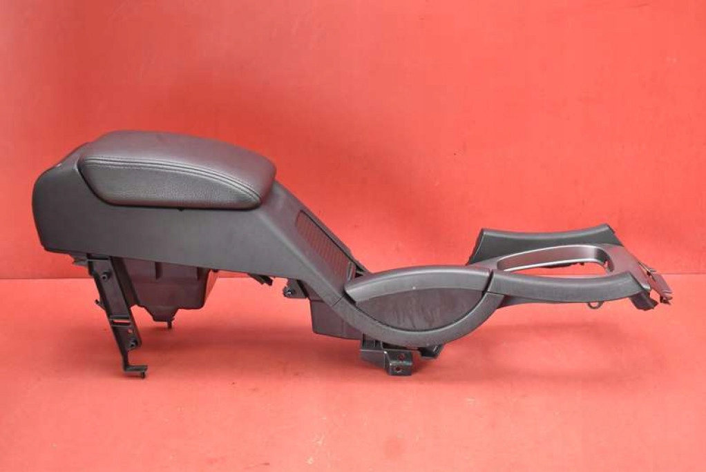 ΚΕΝΤΡΙΚΟ ΒΡΑΧΙΟΝΙΟ ΤΟΥΝΕΛ EU 12790310 SAAB 9-3 93 2 II LIFT 07-11 Product image