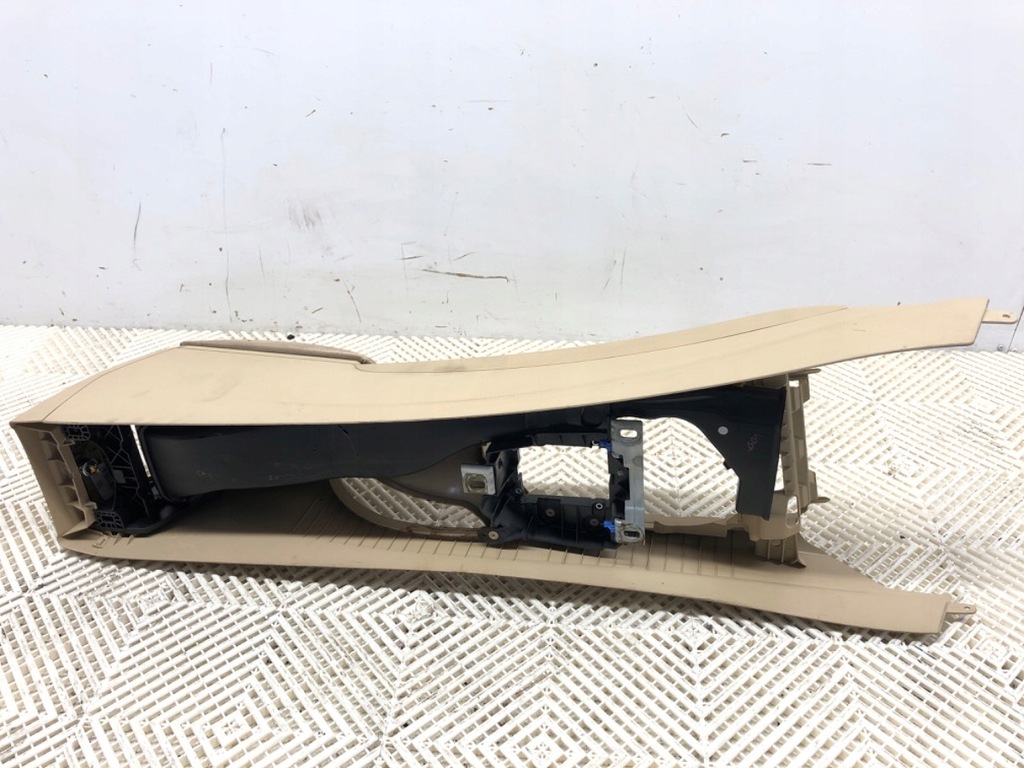 Κεντρική σήραγγα BMW F30 Sedan/Limousine 11-18 6750121 Κονσόλα Product image