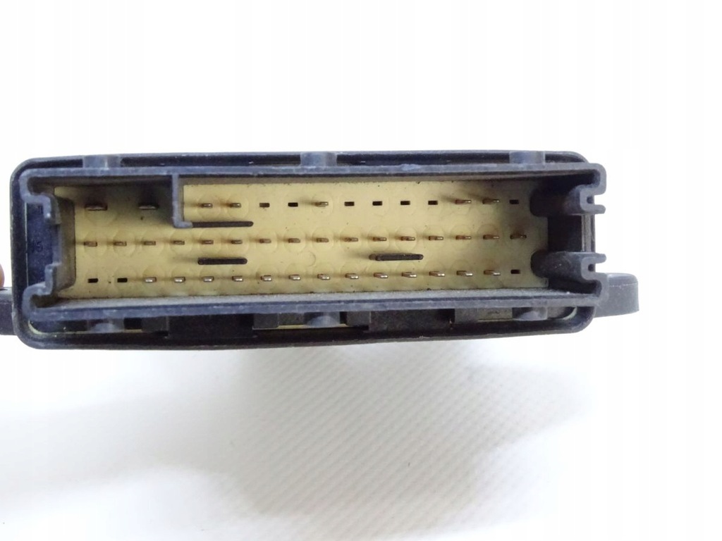ΜΟΝΑΔΑ ΕΛΕΓΧΟΥ ΠΟΡΤΑΣ OPEL VECTRA C, ΜΠΡΟΣ ΔΕΞΙΑ Product image