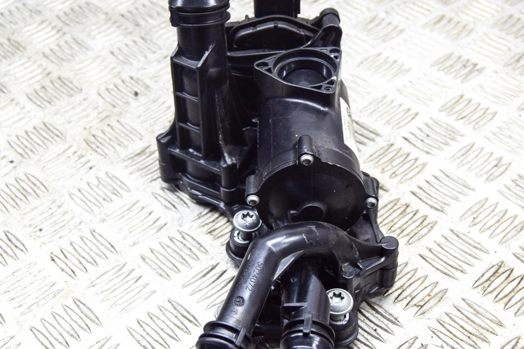 Audi Q5 FY 80A Thermostat 05L121111H 2.00 Diesel 150kW 2021 Product image