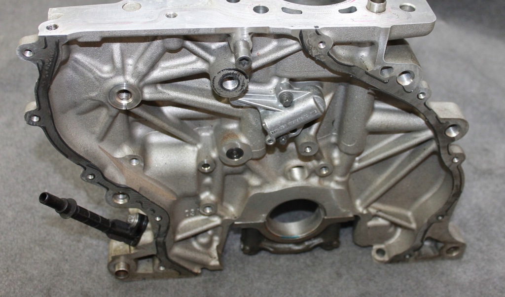 BMW F20 F30 G30 G32 G11 4.0i B58B30A ENGINE BLOCK Product image