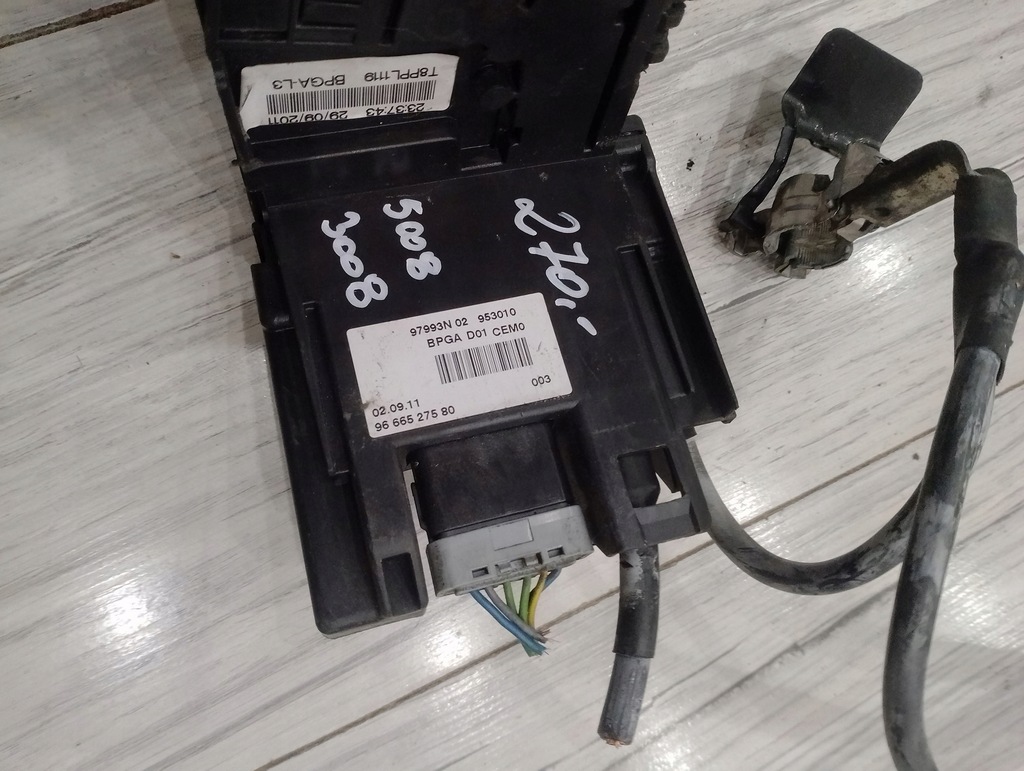 ΜΟΝΑΔΑ BATTERY VOLTAGE 5008 3008 28236841 Product image