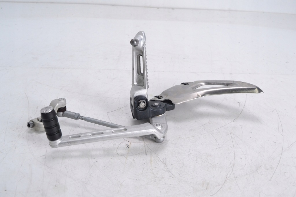 Ρυθμίστε το μπροστινό αριστερό Triumph Speed ​​Triple 1050 11-16 Product image