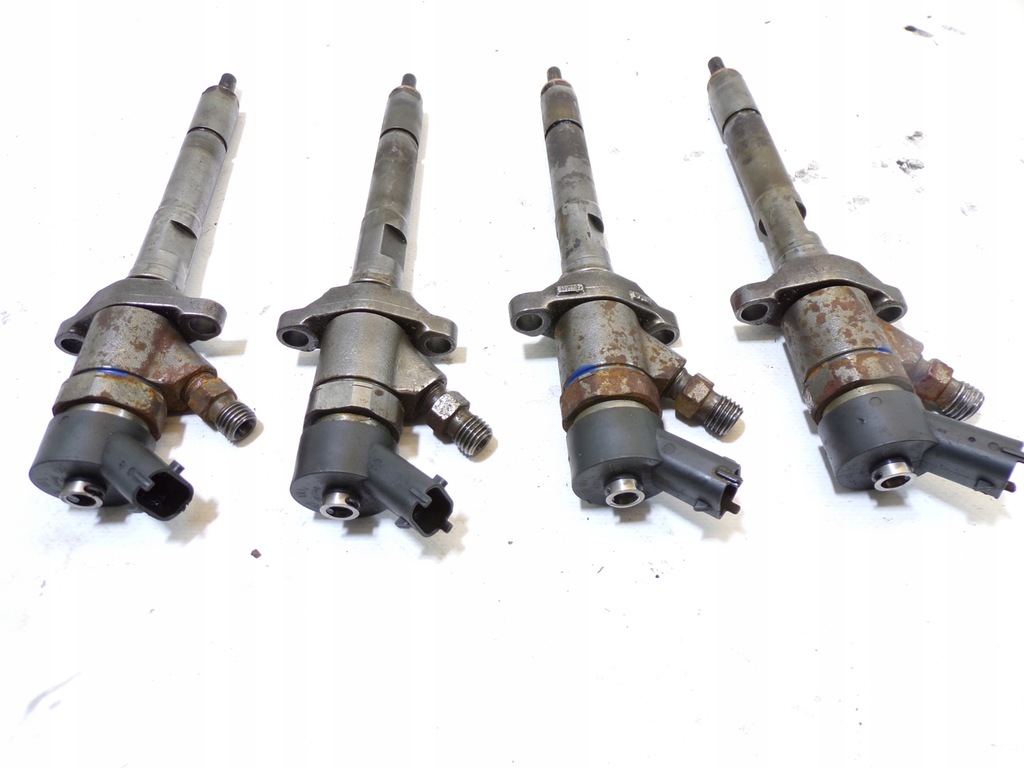 INJECTORS RENAULT 3.0 DCI 0445110168 Product image