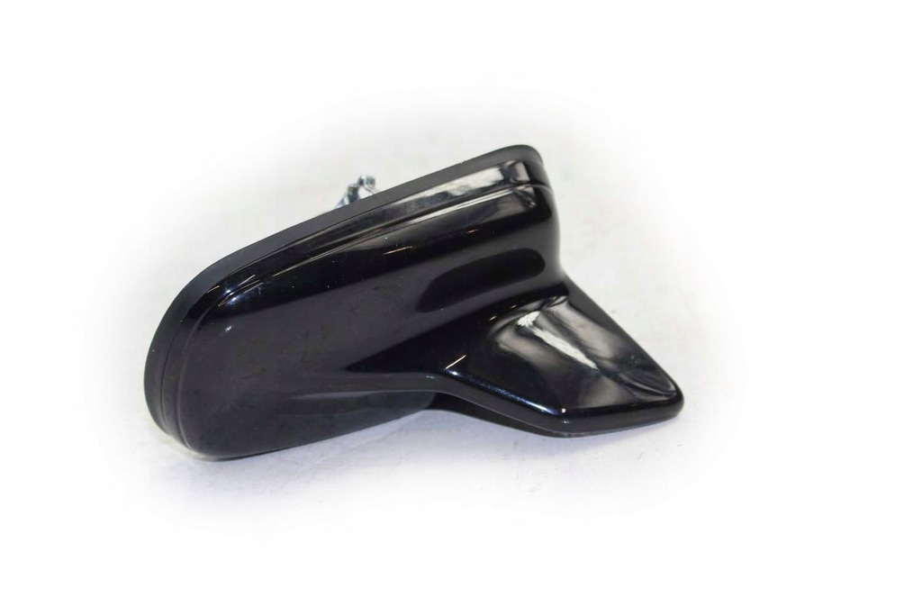 Audi A4 A5 A7 Q2 Q3 Q5 Q7 κεραία 4M0035503 Στέγη στην οροφή LY9B - Μαύρο Product image