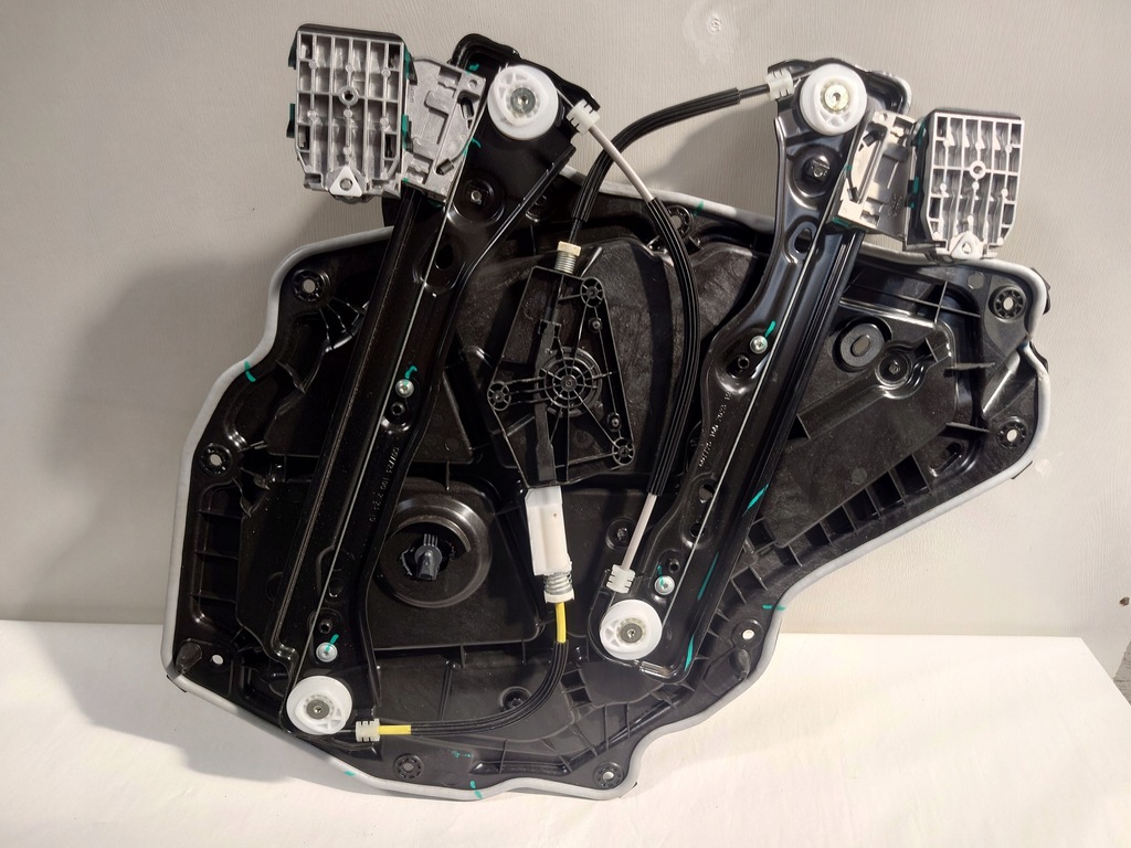 Tesla Model y 20- Μηχανισμός ανελκυστήρα μπροστά 1495509-97-e Product image