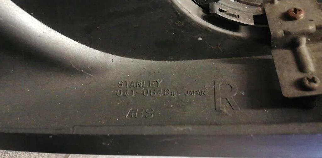 Πλαίσιο φλας MAZDA E2200, μπροστά δεξιά Product image
