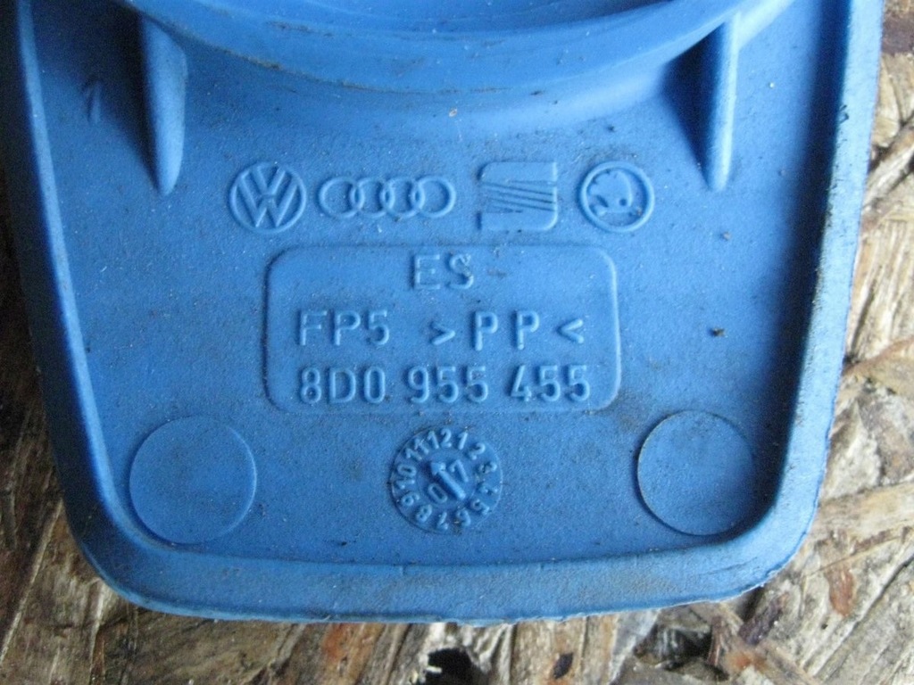Καπάκι δοχείου πλύσης παρμπρίζ Skoda VW Audi 94-10 Product image