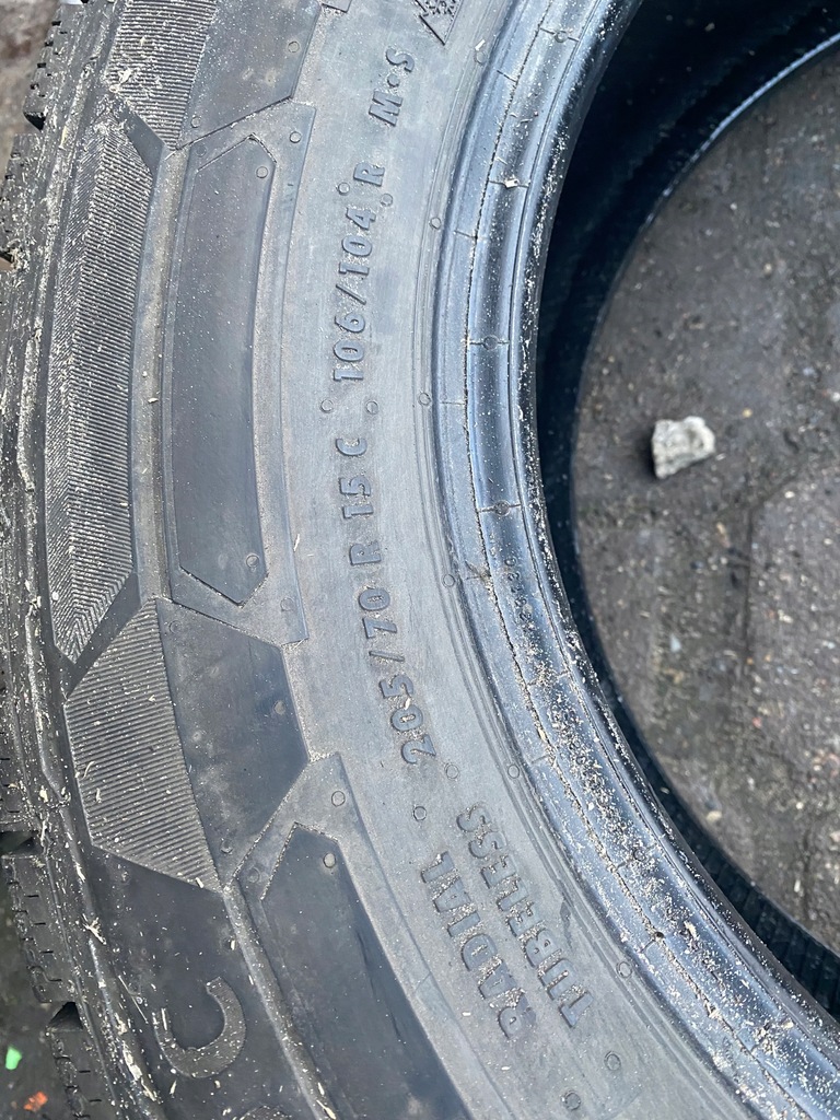 1 τμχ CONTINENTAL VanContact Winter 205/70/15 C 106/104R 2021 9 χιλιοστά Product image