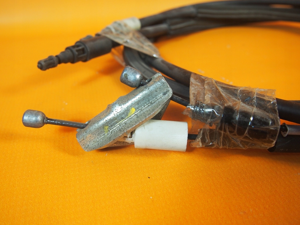 Καλώδια χειρόφρενου Volvo V40 II 31362665 Product image