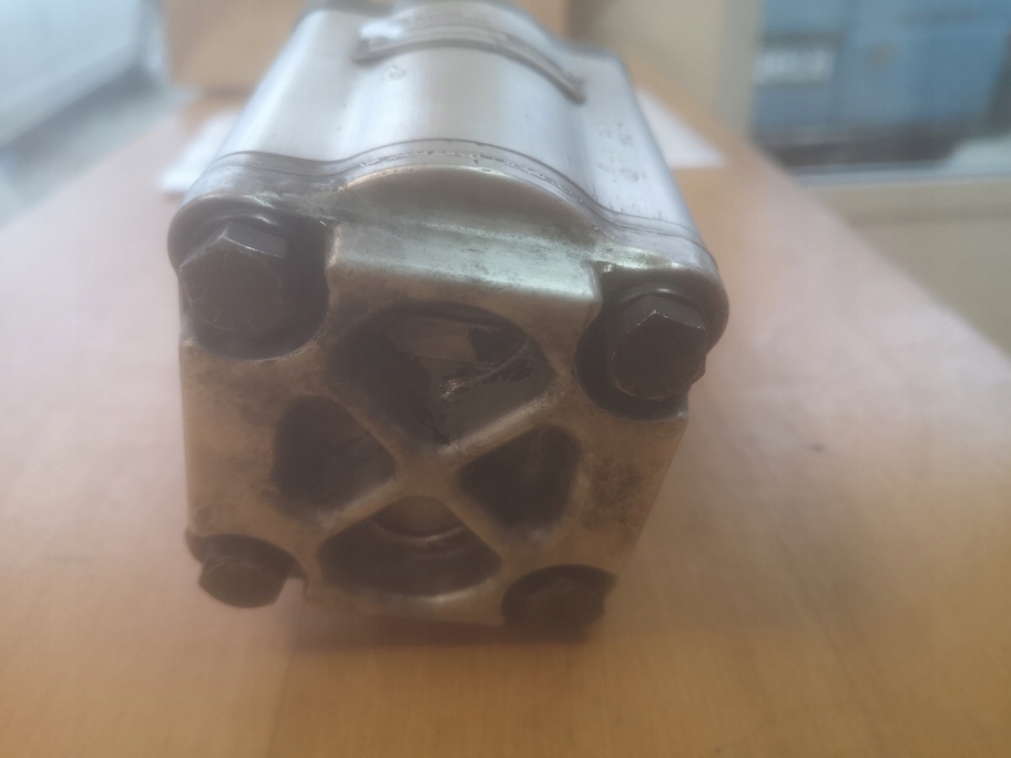 Αντλία GENIE S85 Sauer Danfoss C23.0L 37554 - εισαγωγή Product image