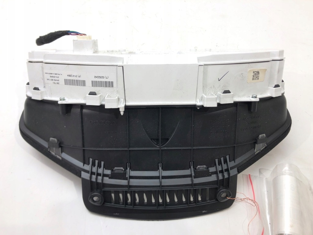 CONTER VOLVO S60 II 31412864 2.0 181KM 10-18 ΡΟΛΟΓΙΑ Product image