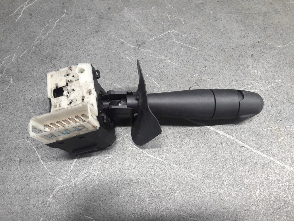 6164 Διακόπτης υαλοκαθαριστήρα Renault Clio II Product image