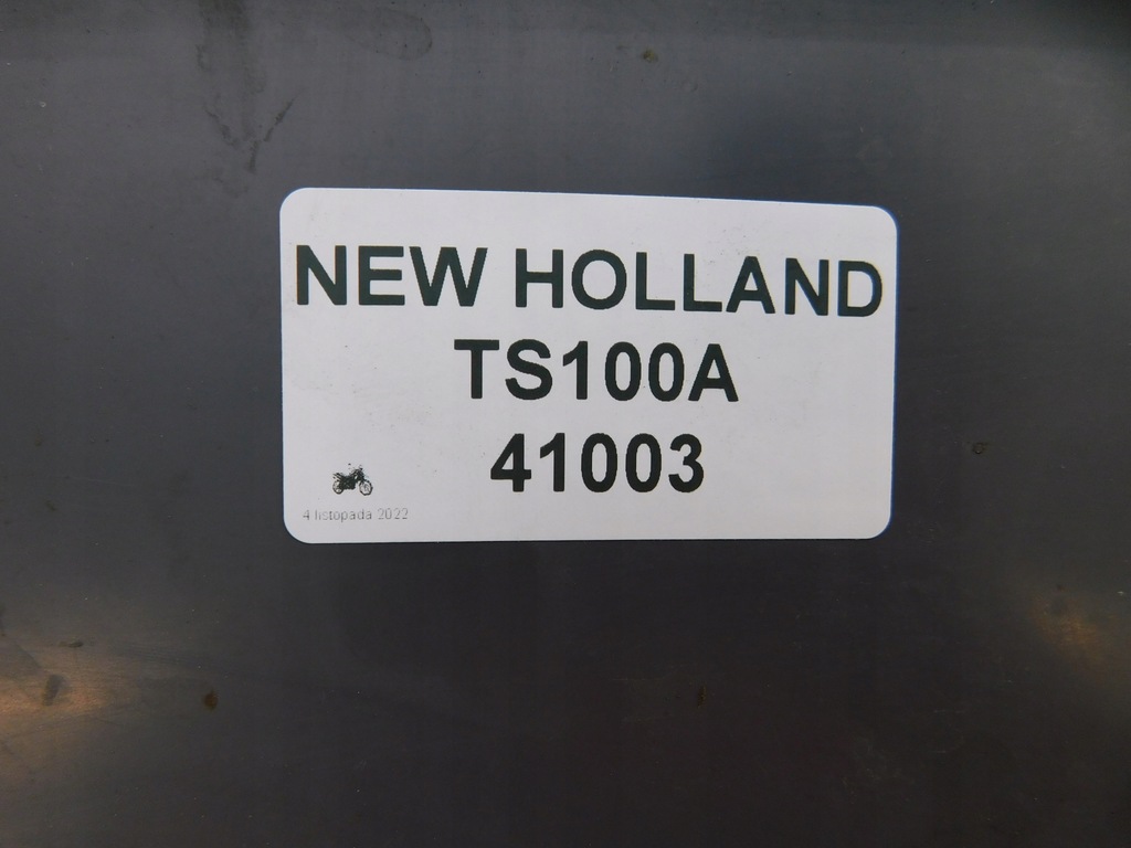 ΣΤΕΓΜΑ NEW HOLLAND TS 100A, ΚΑΛΥΜΜΑ ΘΕΡΜΟΣΙΦΩΝΟΥ Product image