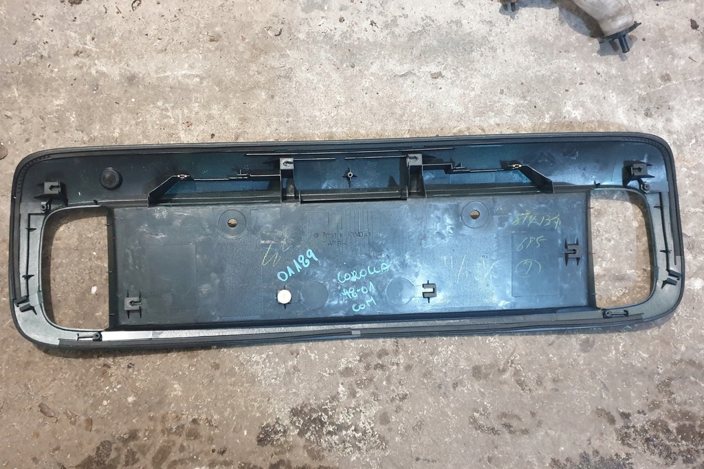 COROLLA E11 KOMBI 98-01 λωρίδα πίσω πτερυγίου Product image