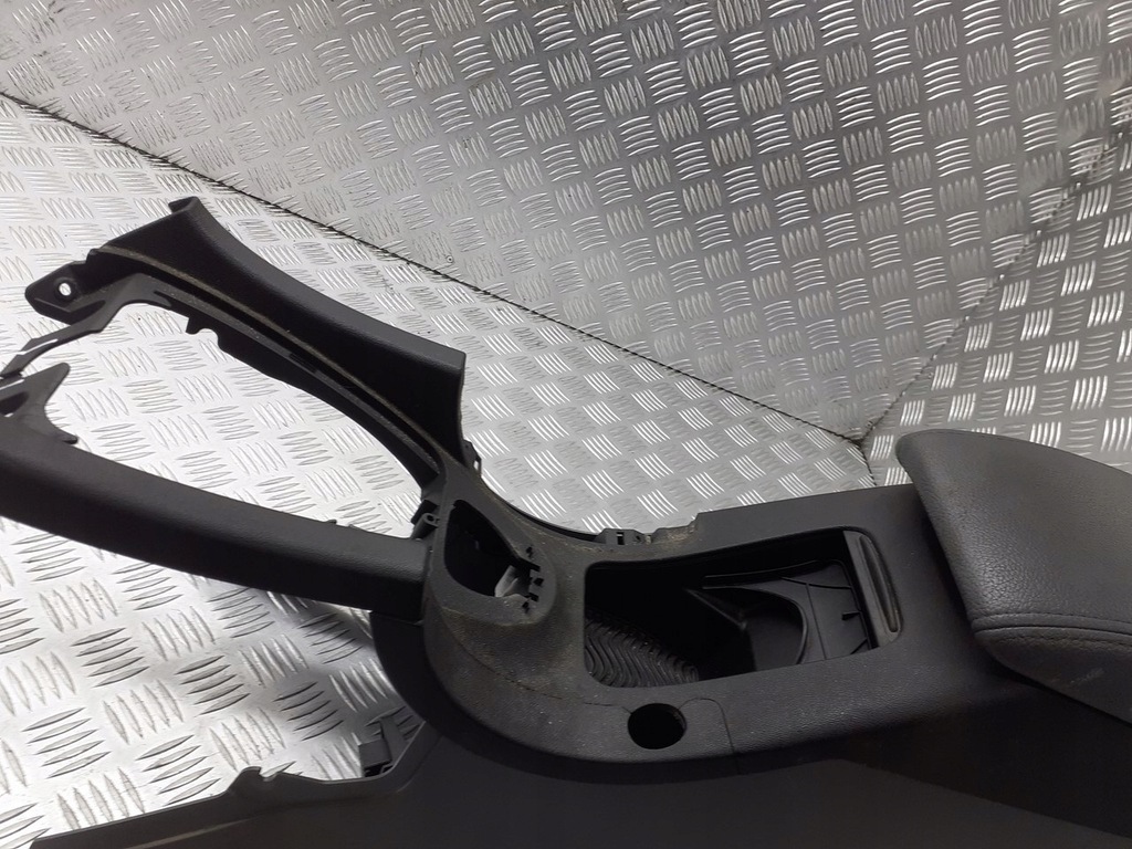 ΚΕΝΤΡΙΚΟ ΒΡΑΧΙΟΝΙΟ ΤΟΥΝΕΛ SAAB 9-3 12790310 Product image