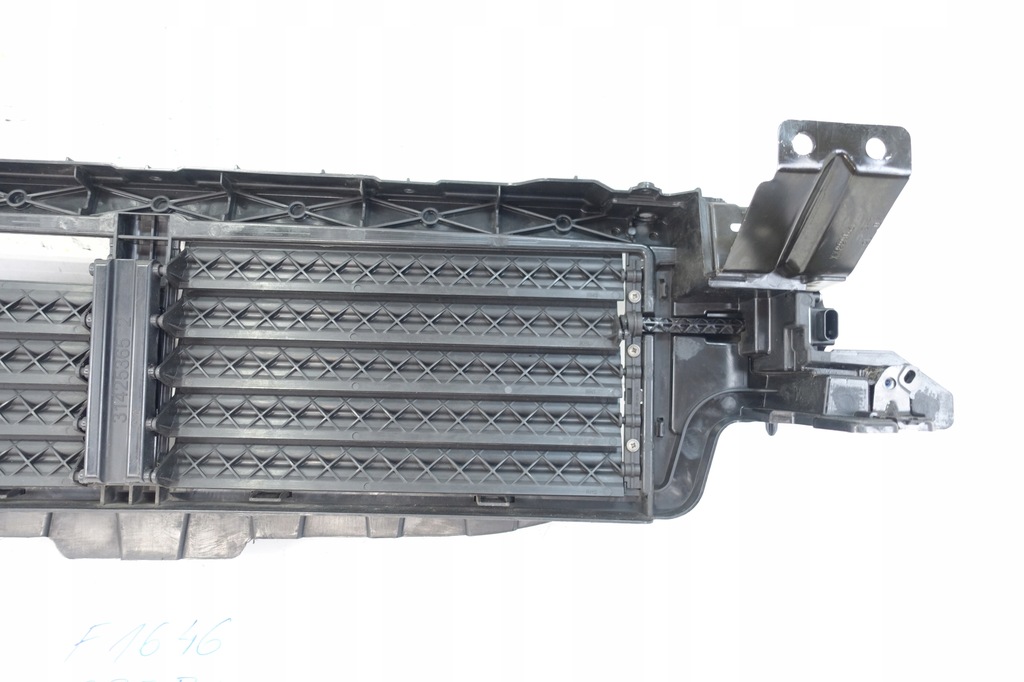 Volvo XC60 II 2017- Light Inlet Air Gheel 31425365 Product image