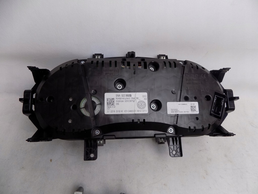 VW TIGUAN II 5NA 1.4 TSI CAX STARTER KIT 04E907309BH Product image