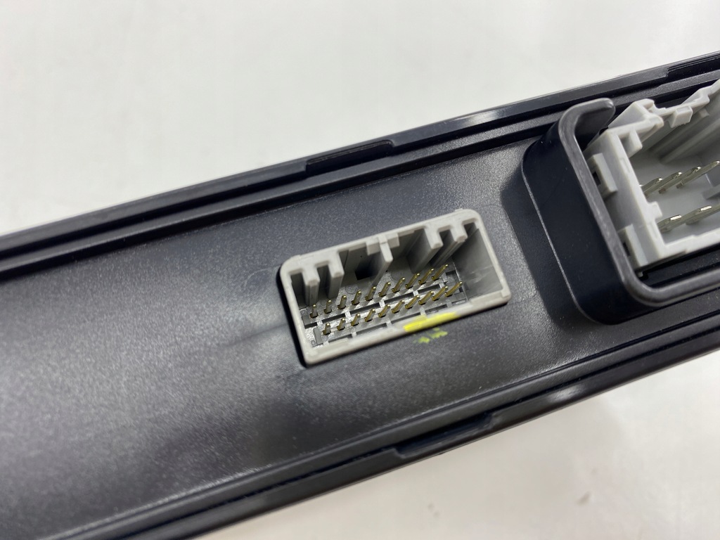 Μονάδα ελεγκτή φρένου στάθμευσης Tesla S EU ORG Product image