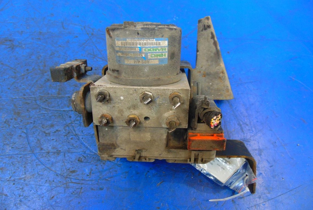 HYUNDAI SANTA FE 2.4 ABS PUMP 95660-26300 Product image