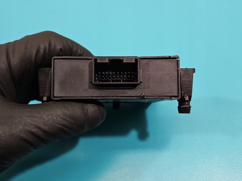 Πύλη μονάδας οδηγού VW Passat B7 7N0907530AJ Product image