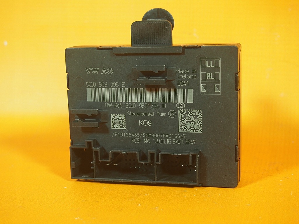 Audi A3 S3 8V Ελεγκτής πόρτας ΠΙΣΩ ΑΡΙΣΤΕΡΑ ΔΕΞΙΑ 5q0959395e Product image