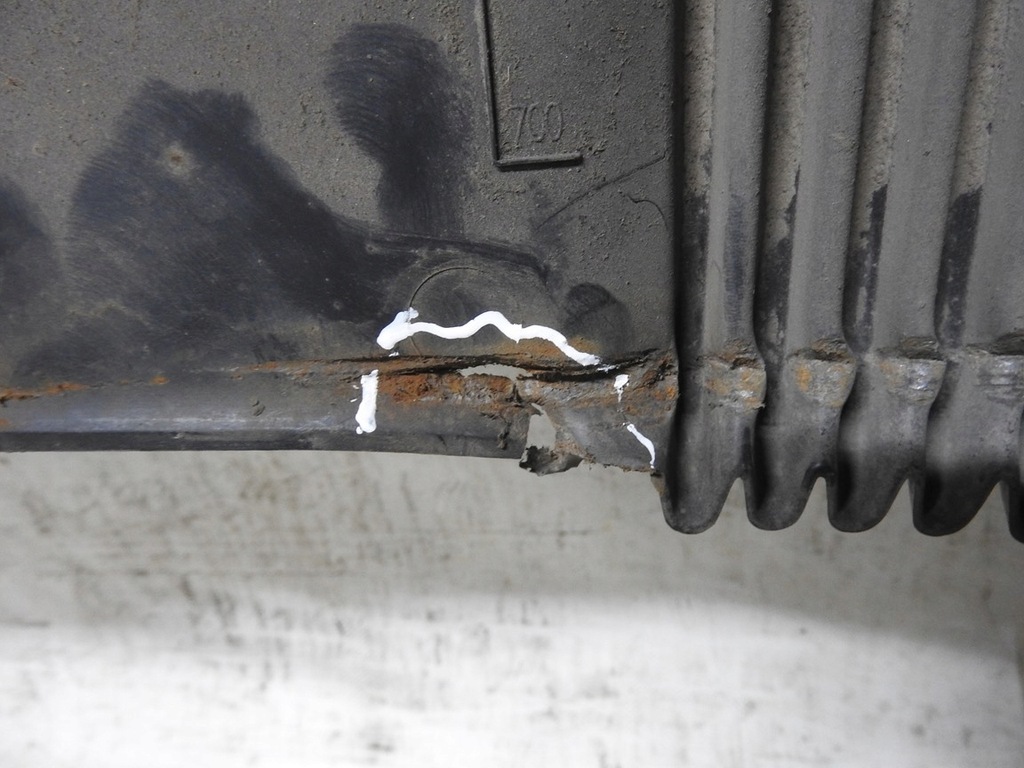 Citroen DS5 11-15 Κάλυμμα δοκού πίσω άξονα 9681912680 Product image