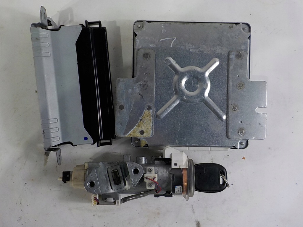 SUBARU LEGACY IV 2.0 STARTER KIT 22611AM130 Y7 Product image