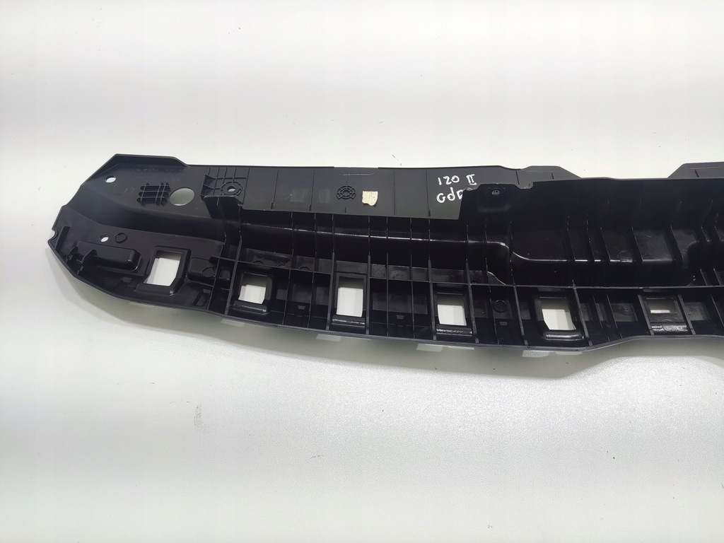 Κάλυμμα άνω ζώνης μπροστά Hyundai i20 II 2014-2018 86353-C8000 Product image