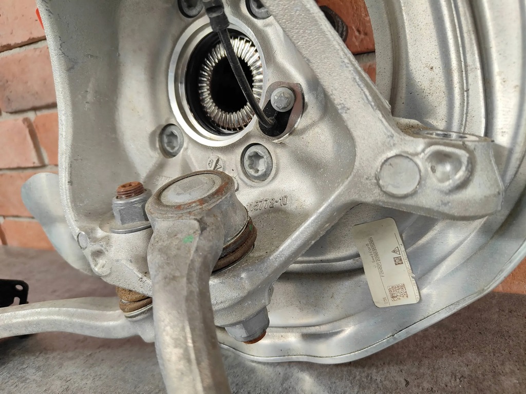 BMW G01 X3 G02 X4 Αριστερά πλήμνη Product image