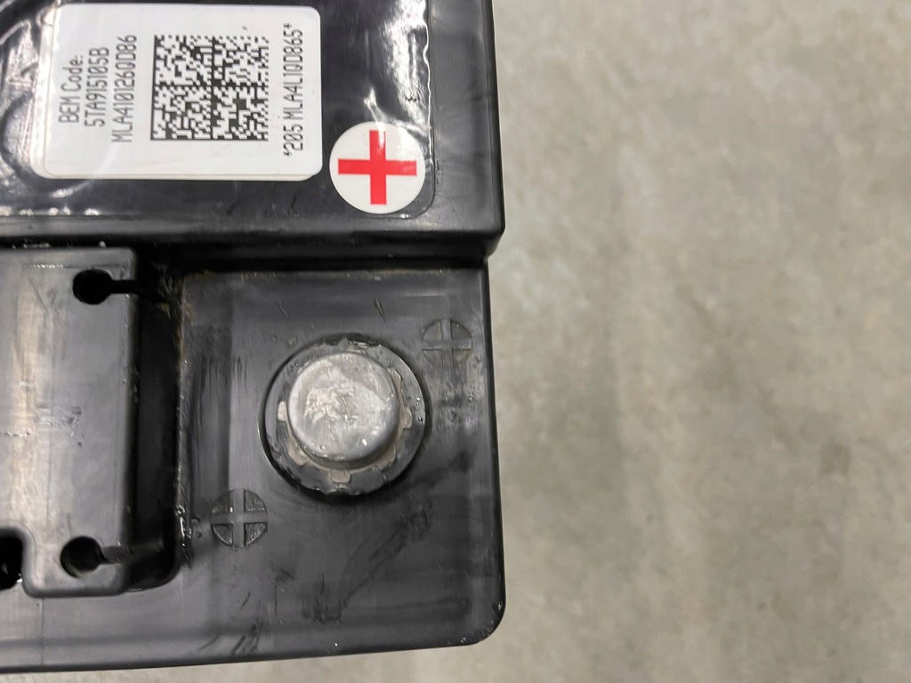 ΜΠΑΤΑΡΙΑ VW AUDI SKODA 12V 70Ah 420A DIN EFB ORIGINAL Product image