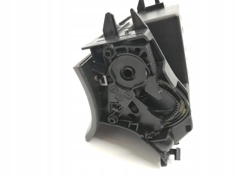 Mercedes-Benz E T-T-Model (S211) A2118100430 Ashtray 2.2L Diesel 2008 Product image