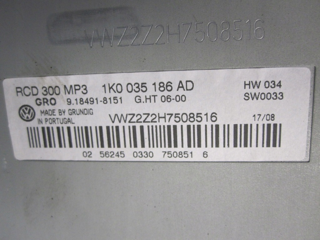 Volkswagen Caddy III 08R Radio CD 1K0035186AD Product image