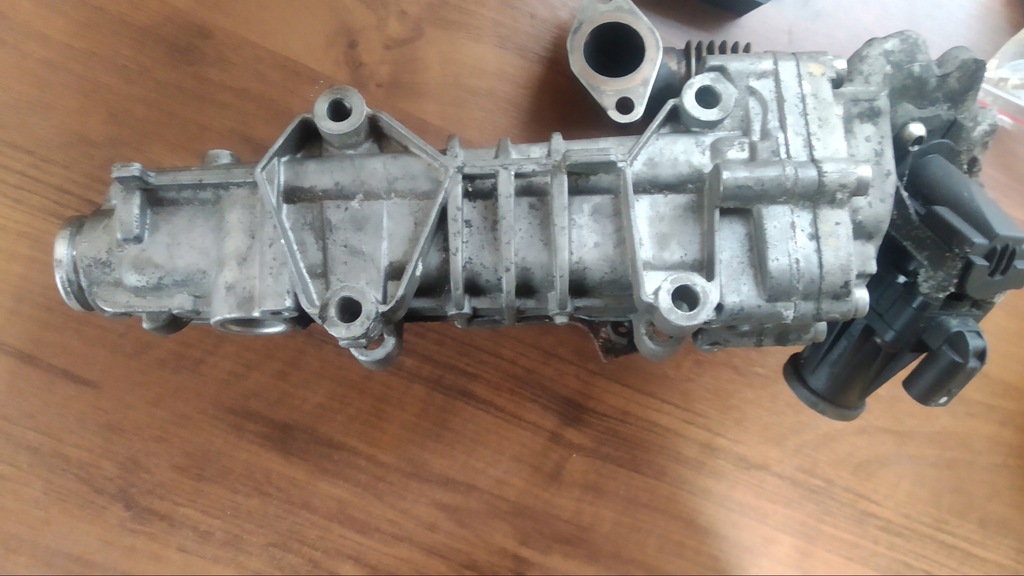 IVECO DAILY VI 3.0 HPI 180 EURO6 ΨΥΚΤΗΣ ΑΕΡΙΟΥ + ΒΑΛΒΙΔΑ EGR Product image