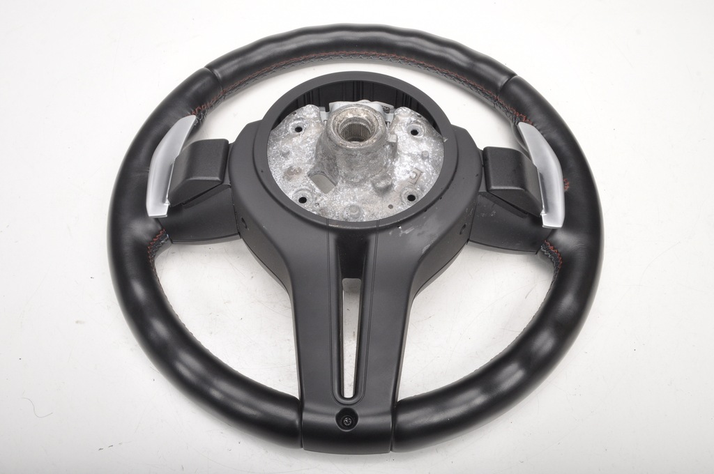 BMW M3 F80 ΔΕΡΜΑΤΙΝΟ ΤΙΜΟΝΙ M PADLE PACK Product image