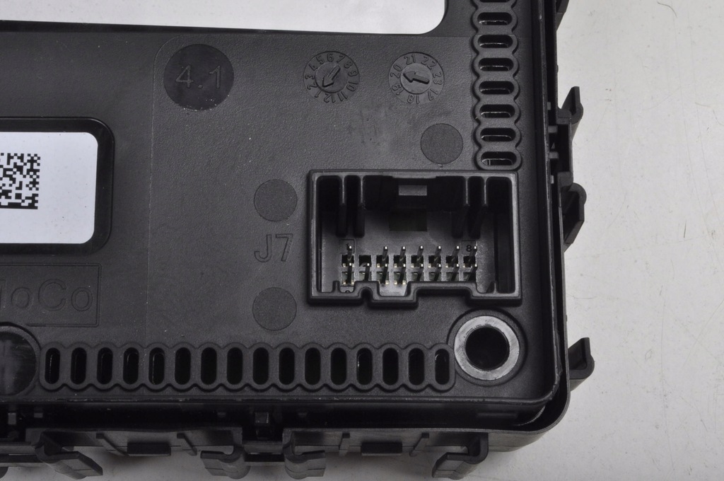 FORD FIESTA MK8 1.0 PUMA MK2 CASE BSI MODULE LU5T-15604-BJD Product image