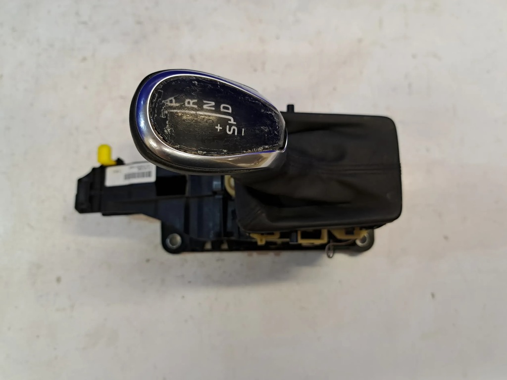 Volvo S60 2015 Jacks and shifters Product image