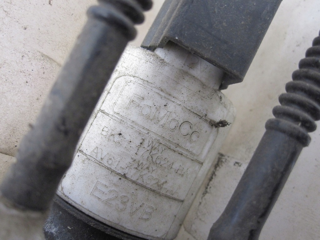 Ford C-Max MK2 II 11R Reservoir BK21-17K624-BA Product image